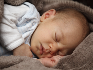 bébé dort pas